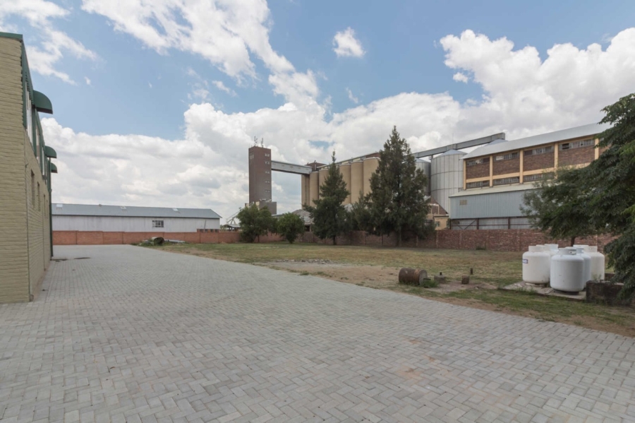 Commercial Property for Sale in Kroonstad Industrial Free State